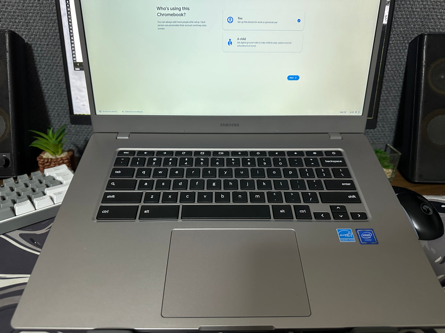 Samsung Chromebook 4