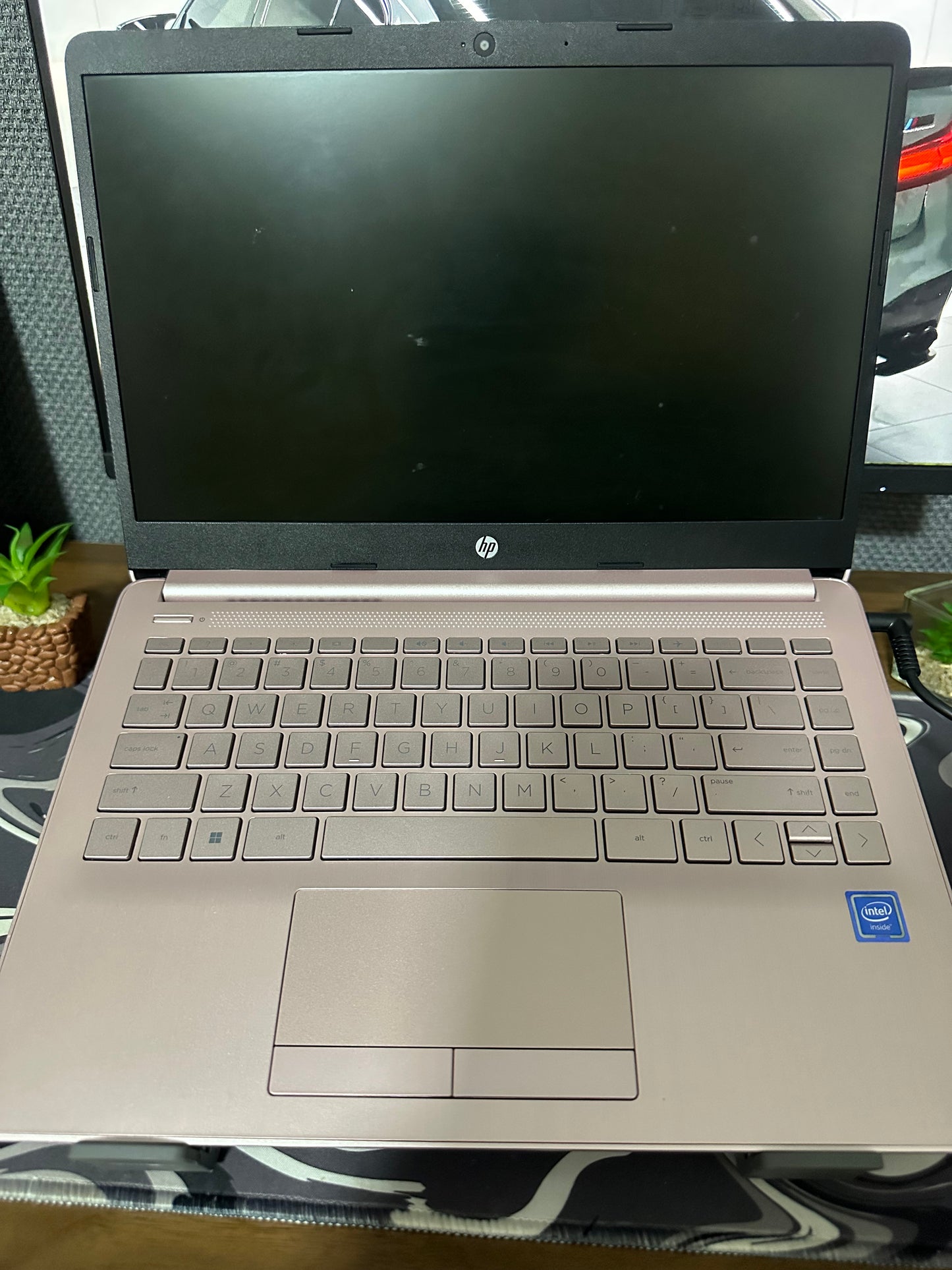 HP Laptop 14-cf